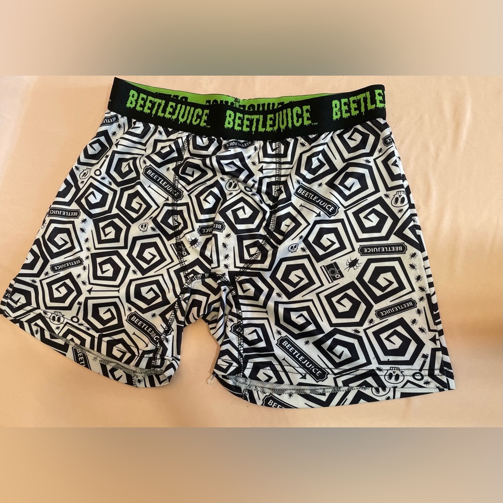 Beetlejuice Shorts size Medium